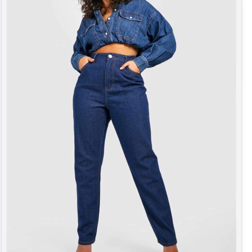 Vintage Orange Tab Levi’s 950 Mom Jeans